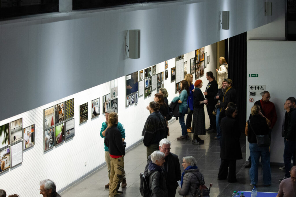 2025-10-24 Vernissage Expo Empreintes Sélestat ©JG-Résigraphies IMG_3929