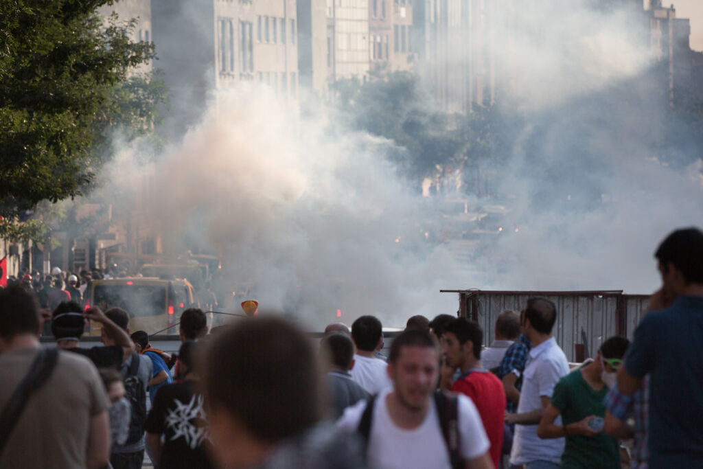 Violent demonstration @ Taksim, Istanbul - July 6th 2013