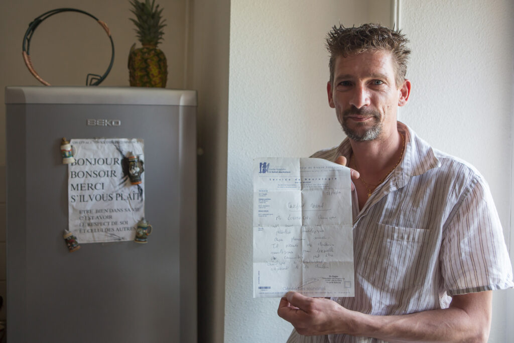 Dominique Loumachi a été au centre du bruit médiatique depuis qu’il a été condamné par le tribunal de Belfort pour usage et détention de stupéfiants. Atteint d’une forme de myopathie rare depuis l’enfance, il réclame son droit à se soigner lui-même.