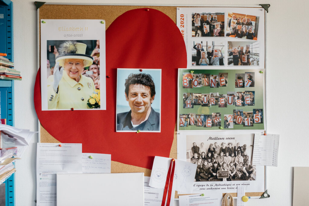 Exposition sur les voix et les gestes des agent·es et bénévoles qui font vivre les médiathèques du réseau Empreintes. 2025.