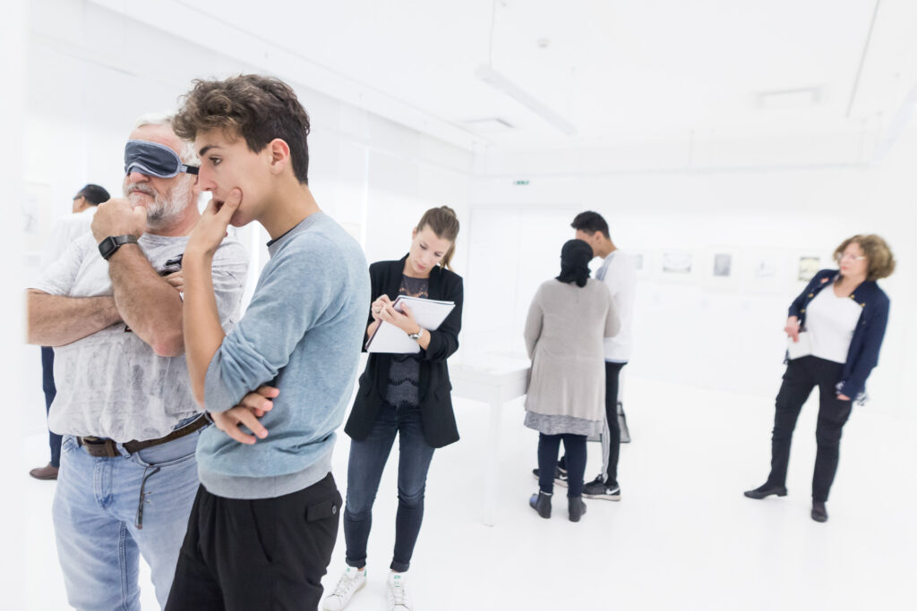 Inventaire photographique des actions et ateliers de la Maison des Adolescents. Début de résidence, 2016-2021.