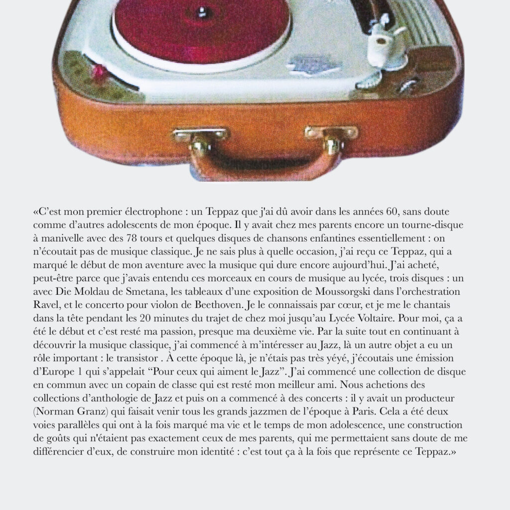 Cinquante portraits d’adolescent·es et de professionnel·les de la MDA avec les objets qui ont marqué leur adolescence.