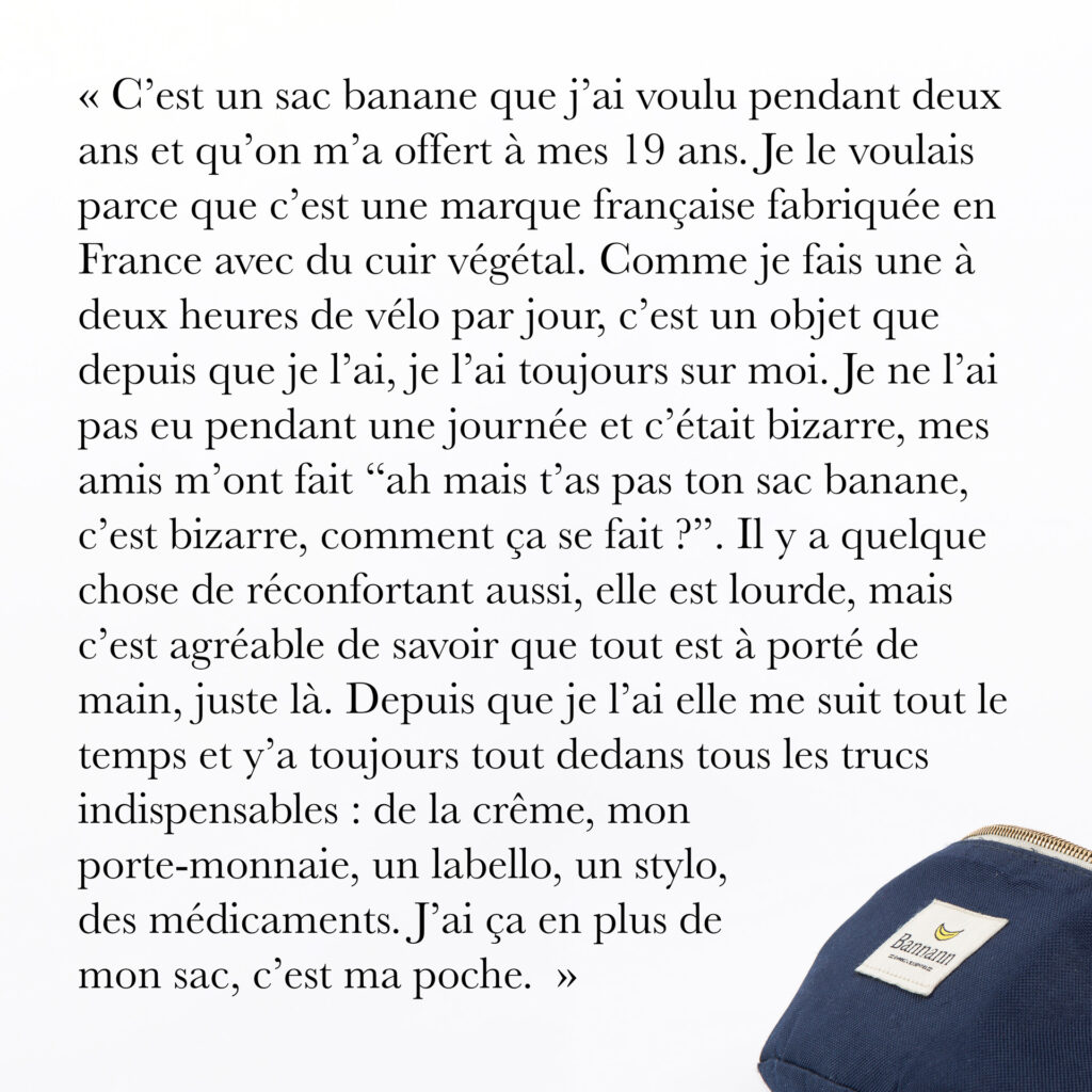 Cinquante portraits d’adolescent·es et de professionnel·les de la MDA avec les objets qui ont marqué leur adolescence.