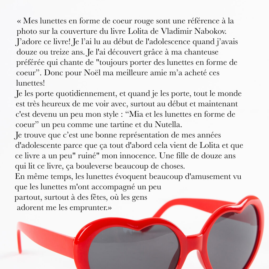 Cinquante portraits d’adolescent·es et de professionnel·les de la MDA avec les objets qui ont marqué leur adolescence.